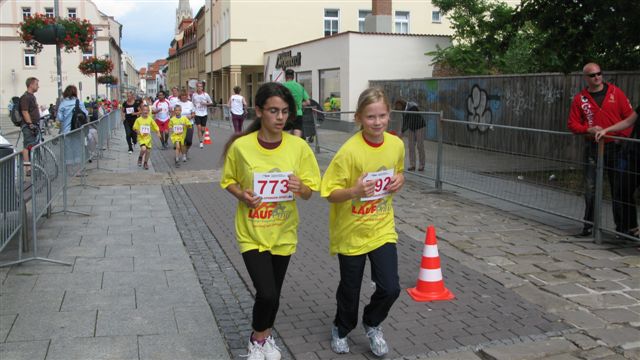 ../Images/BenefizlaufMerseburg2011 (50).jpg